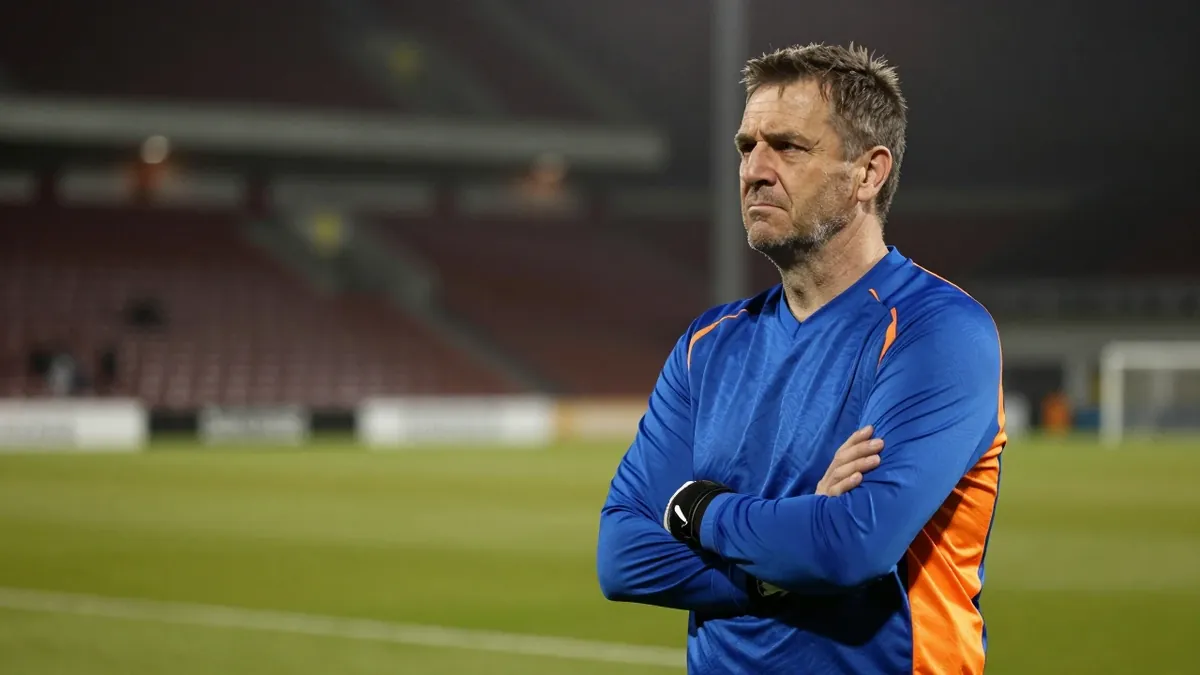 Shrewsbury Town manager Gavin Cowan lauded former loanee Matt Cox after his 18-game spell last season and hinted at a...